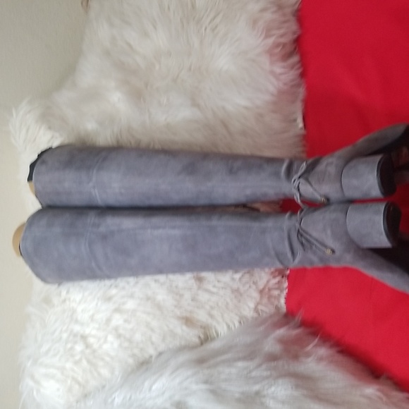 TORY BURCH OVER THE KNEE BOOTS - Picture 4 of 9